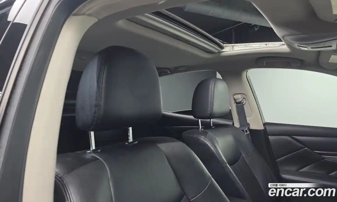 Infiniti Q70 2017 3.7 Автомат в Москве № 249635, фото 18