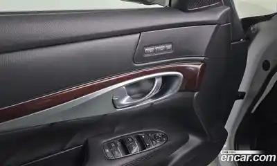 Infiniti Q70 2017 3.7 Автомат в Москве № 249635, миниатюра 3