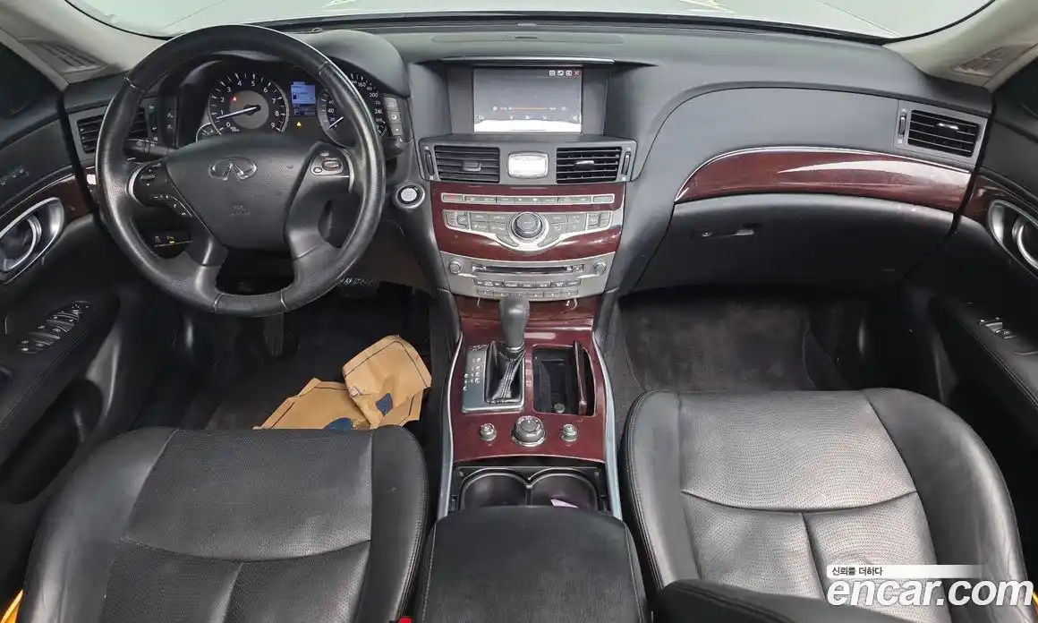 Infiniti Q70 2017 3.7 Автомат в Москве № 249635, фото 5