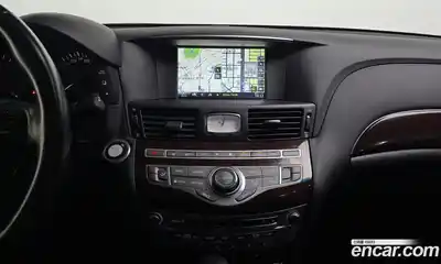 Infiniti Q70 2017 3.7 Автомат в Москве № 249635, миниатюра 9