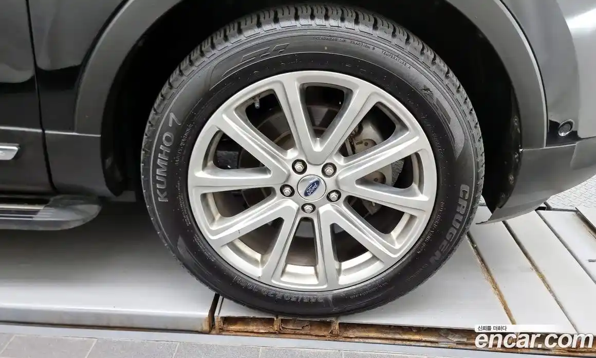 Ford Explorer 2017 2.3 Автомат в Москве № 255618, фото 14