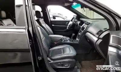 Ford Explorer 2017 2.3 Автомат в Москве № 255618, миниатюра 2