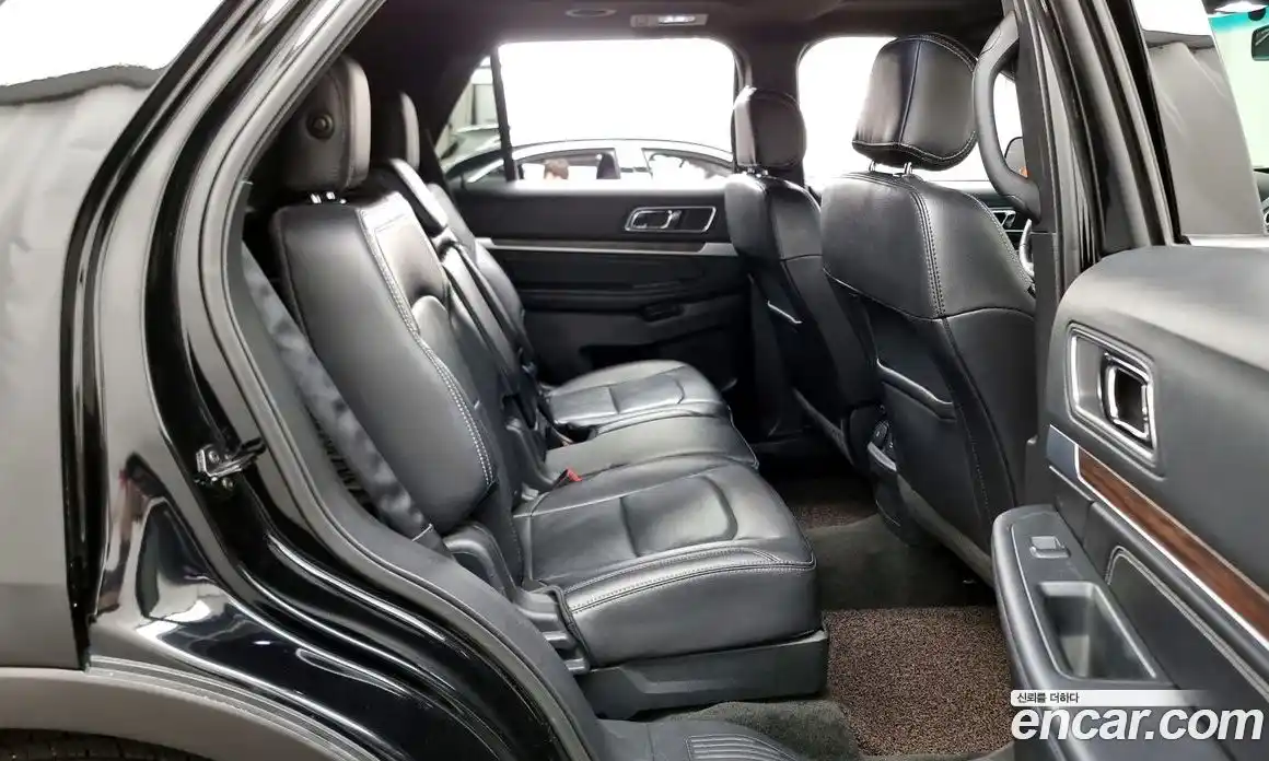 Ford Explorer 2017 2.3 Автомат в Москве № 255618, фото 10