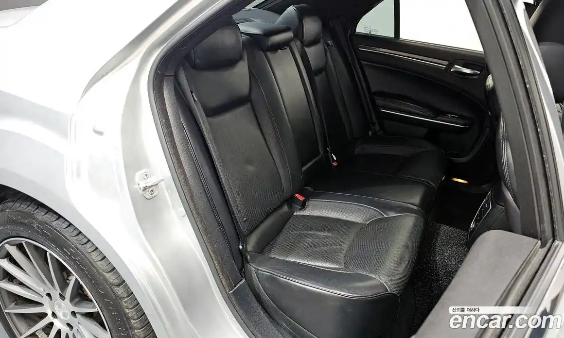 Chrysler 300C 2012 3.0 Автомат в Москве № 256741, фото 12