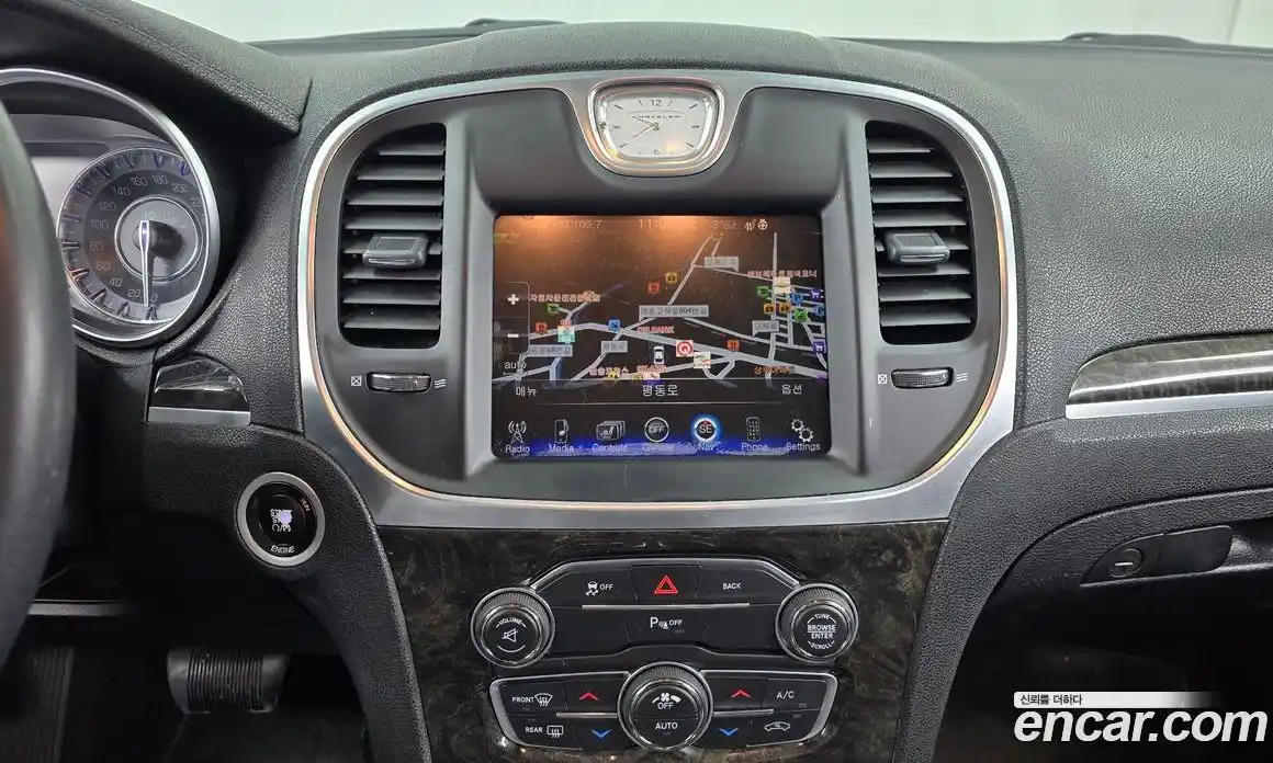 Chrysler 300C 2015 3.6 Автомат в Москве № 256745, фото 14