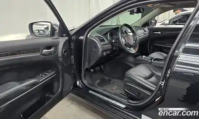 Chrysler 300C 2015 3.6 Автомат в Москве № 256745, миниатюра 10