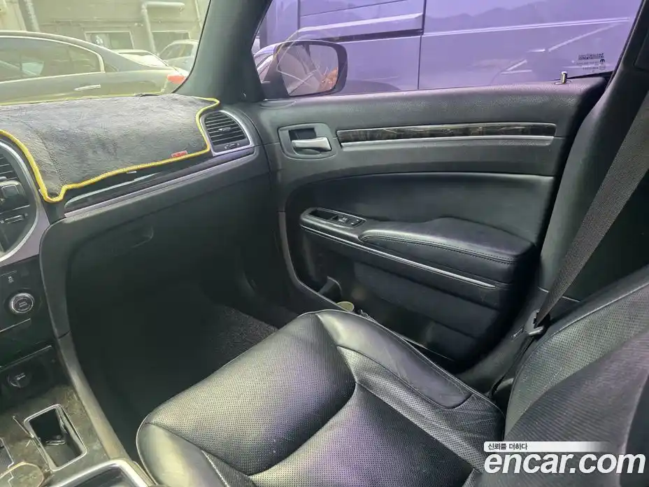 Chrysler 300C 2012 3.0 Автомат в Москве № 258171, фото 15