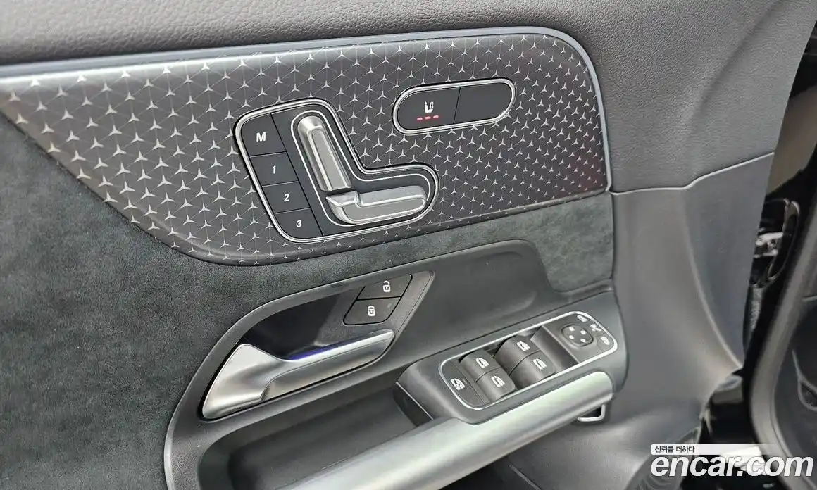 Mercedes-Benz GLA-Class 2025 2.0 Автомат в Москве № 261872, фото 10