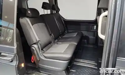 Hyundai Staria 2023 2.2 Автомат в Москве № 266613, миниатюра 11