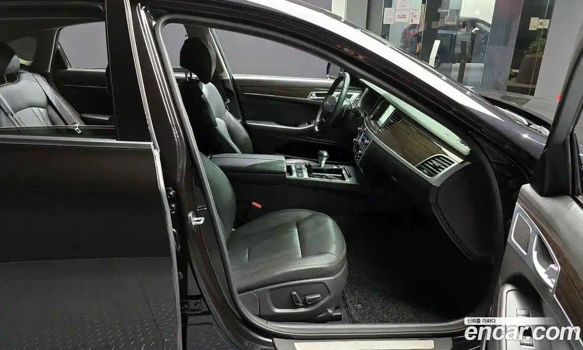 Genesis G80 2018 3.3 Автомат в Москве № 26724, фото 16