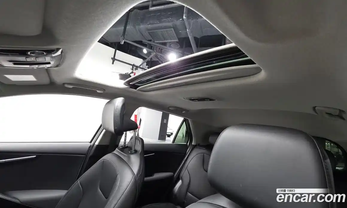 Kia Niro 2023 1.6 Автомат в Москве № 269736, фото 12