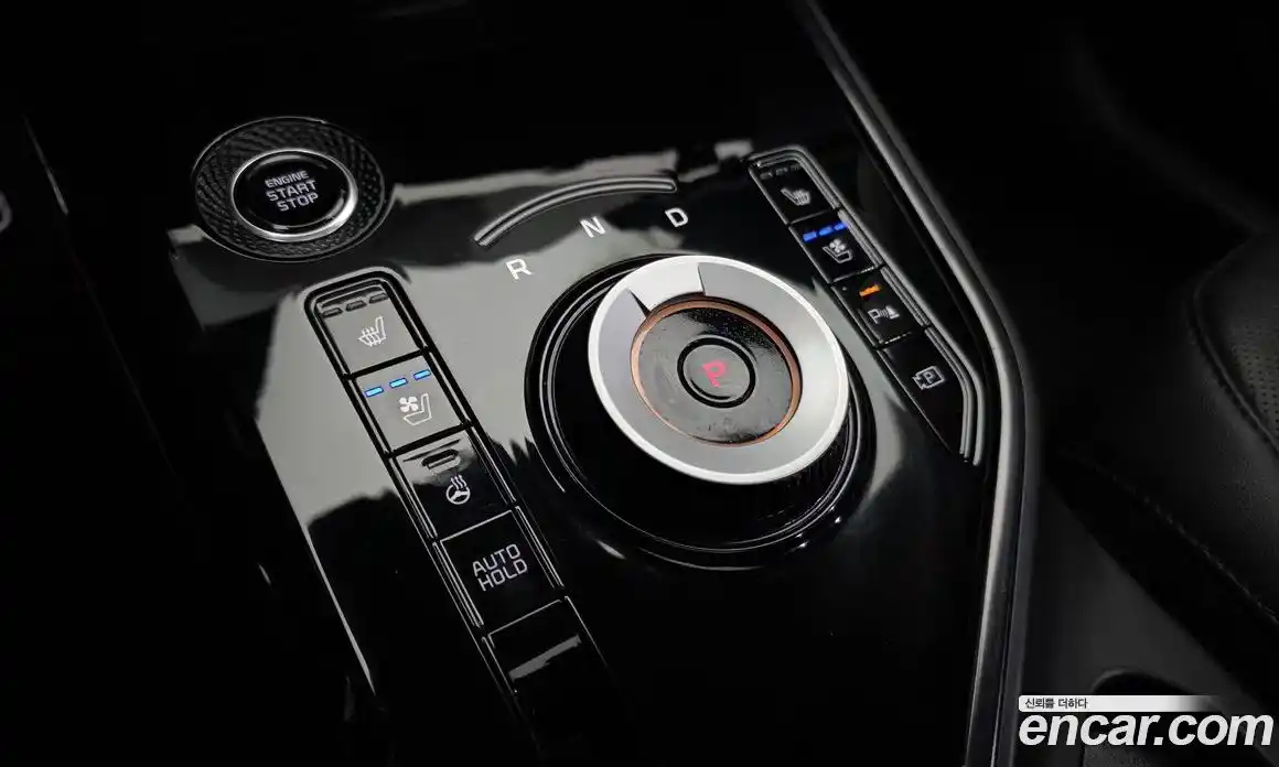 Kia Niro 2023 1.6 Автомат в Москве № 269736, фото 16