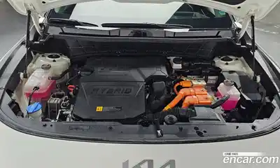 Kia Niro 2023 1.6 Автомат в Москве № 269736, миниатюра 3