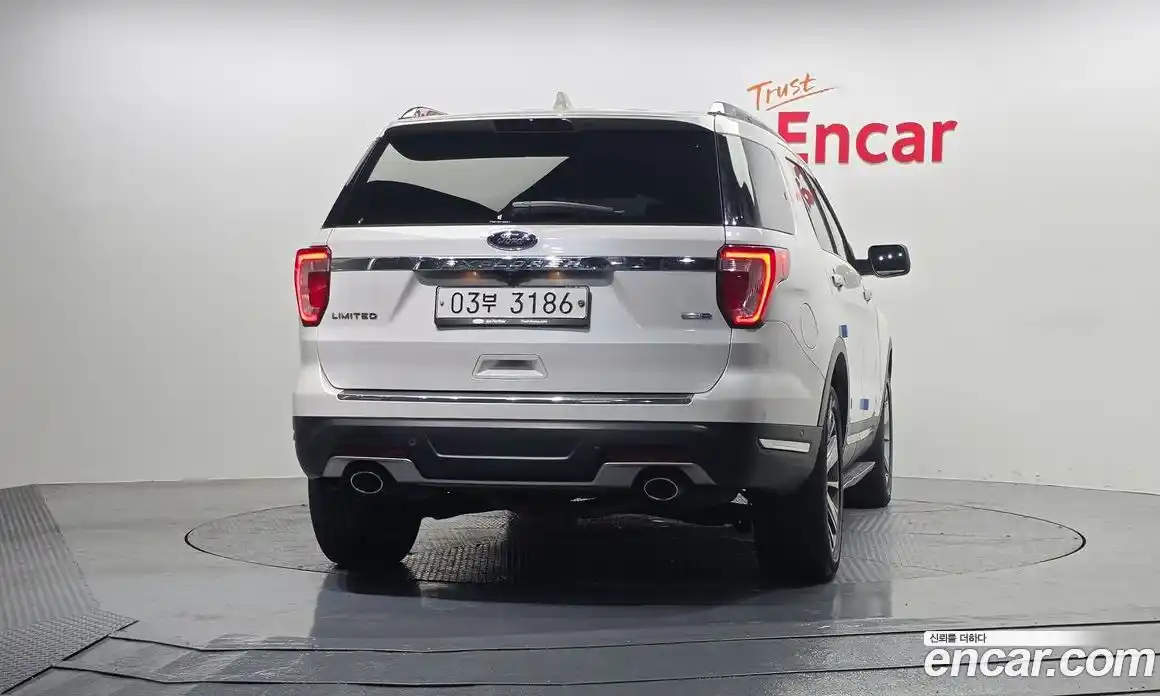 Ford Explorer 2018 2.3 Автомат в Москве № 273013, фото 14