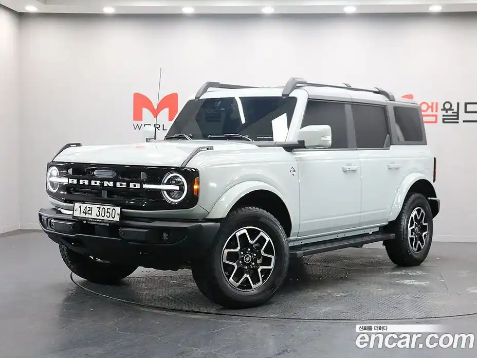 Ford Bronco 2023 2.7 Автомат в Москве № 281762, фото 1