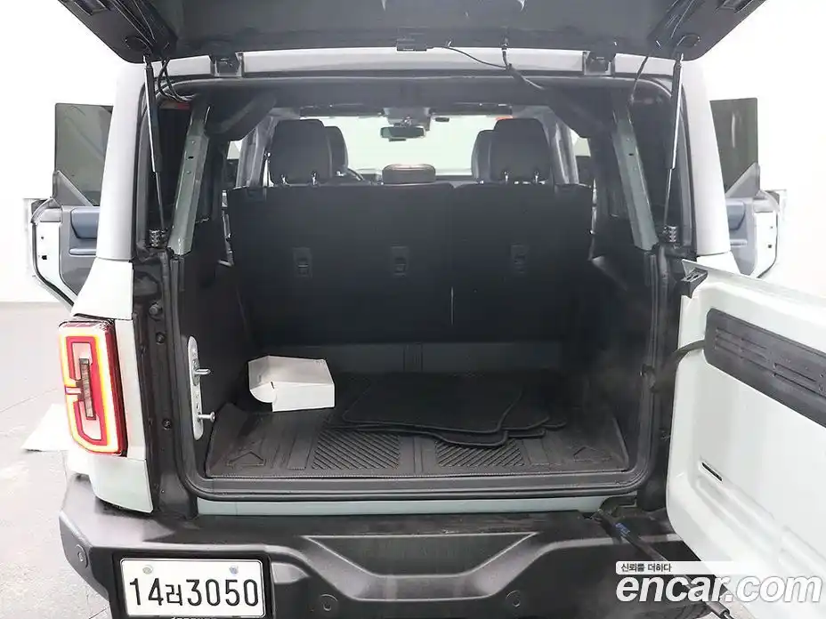 Ford Bronco 2023 2.7 Автомат в Москве № 281762, фото 5