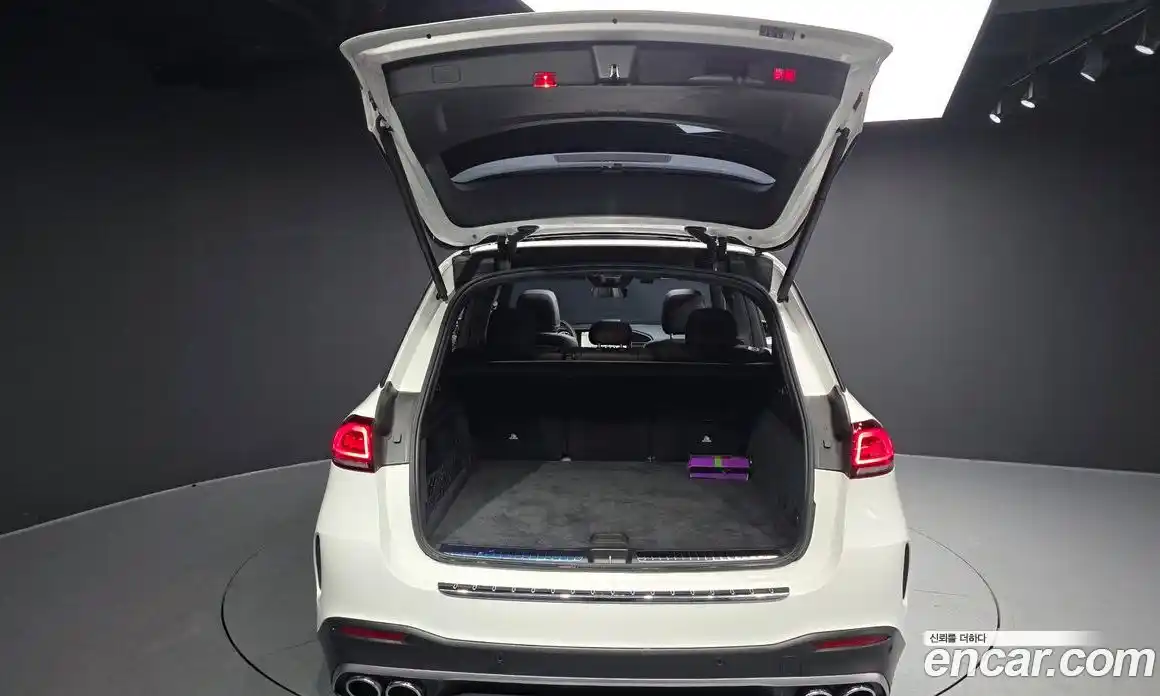 Mercedes-Benz GLE-Class 2023 3.0 Автомат в Москве № 287225, фото 2