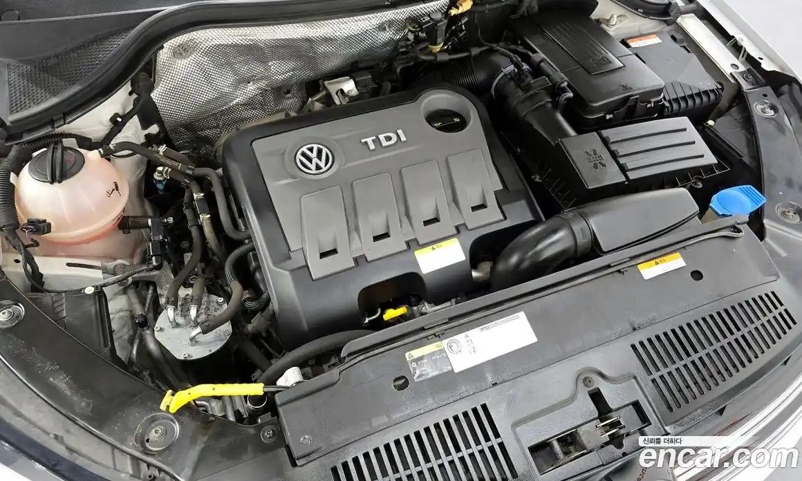 Volkswagen Tiguan 2015 2.0 Автомат в Москве № 301377, фото 20