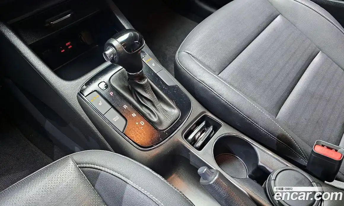 Kia K3 2016 1.6 Автомат в Москве № 308006, фото 7