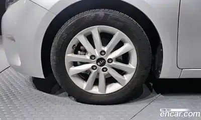 Kia K3 2016 1.6 Автомат в Москве № 308006, миниатюра 8