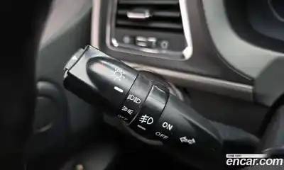 SsangYong Korando 2016 2.0 Автомат в Москве № 310599, миниатюра 9