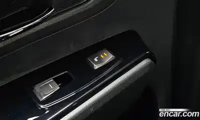 SsangYong Korando 2019 1.6 Автомат в Москве № 31421, миниатюра 3