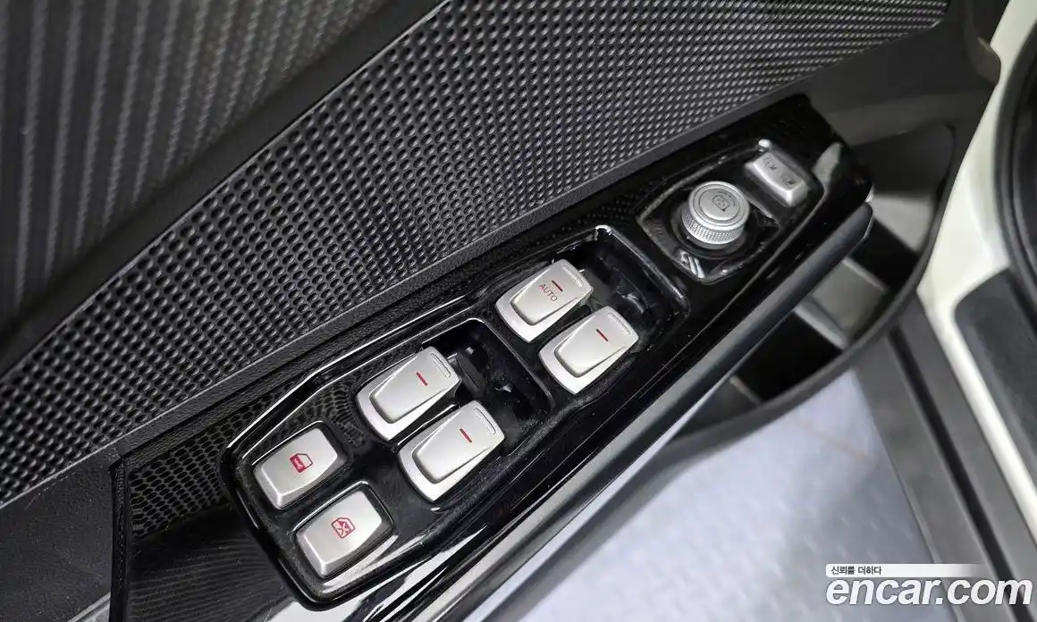 SsangYong TIBOLI 2017 1.6 Автомат в Москве № 31450, фото 10