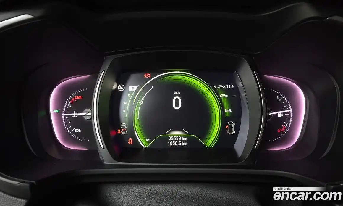 Renault QM6 2024 2.0 Автомат в Москве № 316102, фото 13