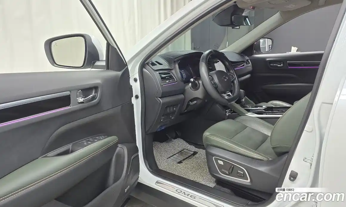 Renault QM6 2024 2.0 Автомат в Москве № 316102, фото 18