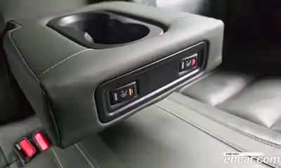 Renault QM6 2024 2.0 Автомат в Москве № 316102, миниатюра 3