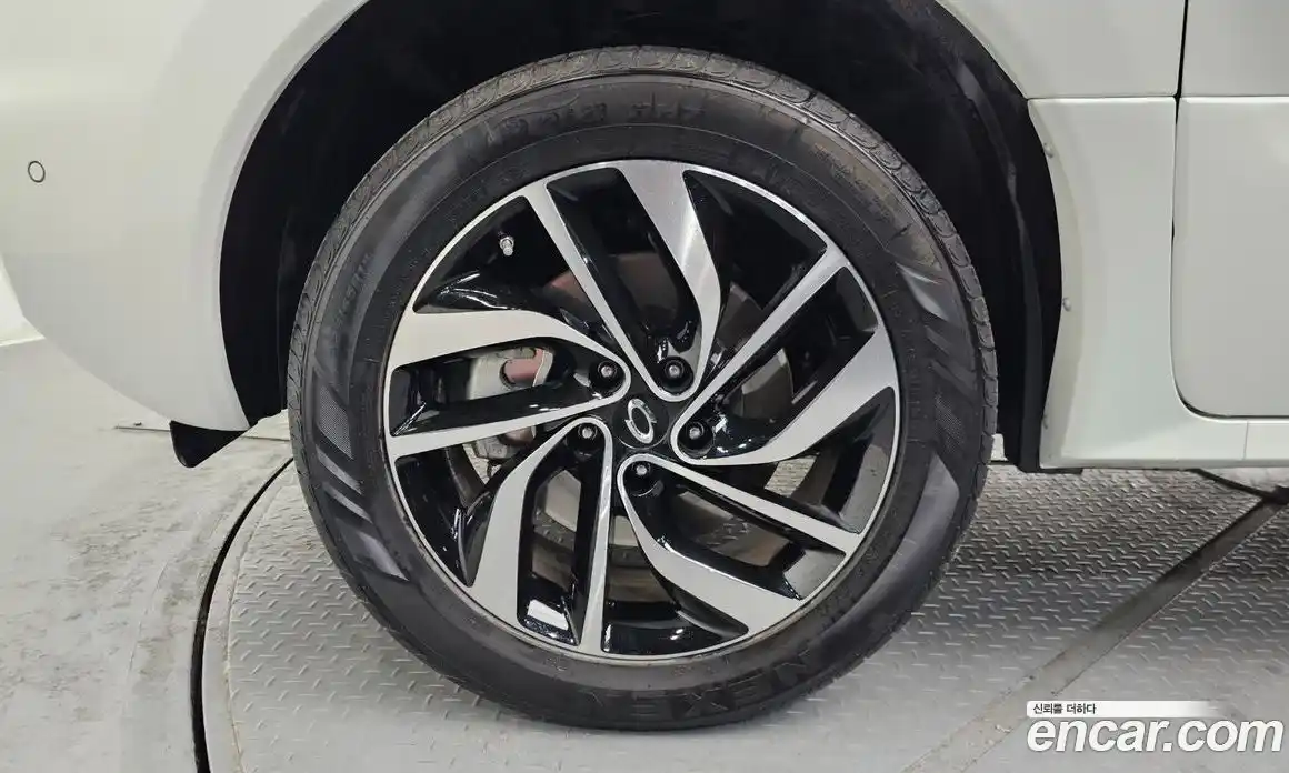 Renault QM5 2015 2.0 Автомат в Москве № 316203, фото 5