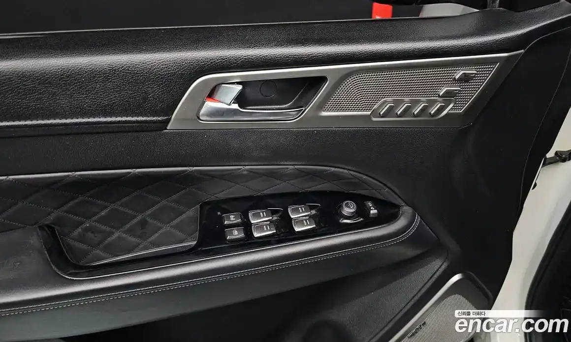 SsangYong Rexton 2018 2.2 Автомат в Москве № 32064, фото 3