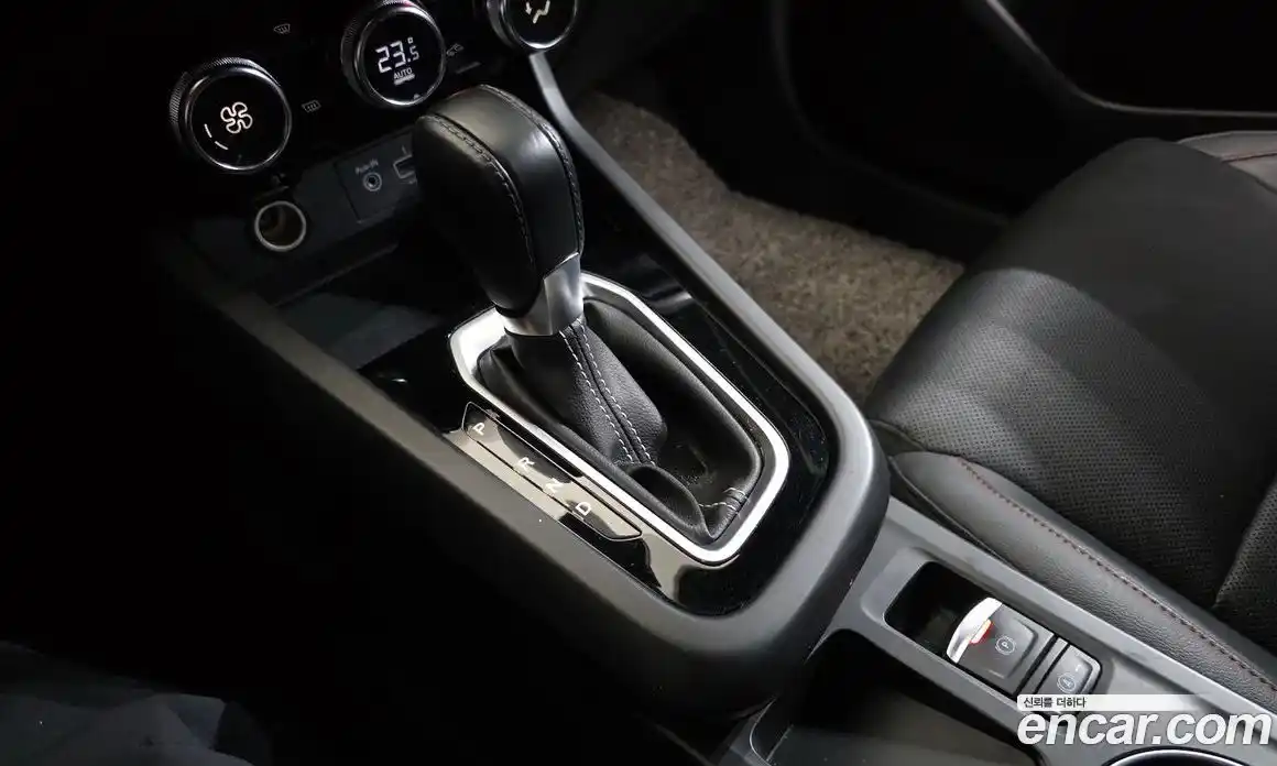 Renault XM3 2023 1.3 Автомат в Москве № 324248, фото 4