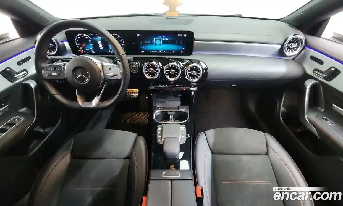 Mercedes-Benz CLA-Class 2021 2.0 Автомат в Москве № 324570, фото 19