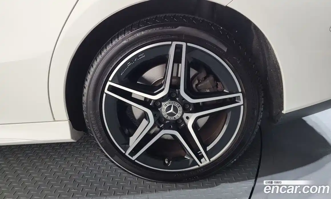 Mercedes-Benz CLA-Class 2021 2.0 Автомат в Москве № 324570, фото 20