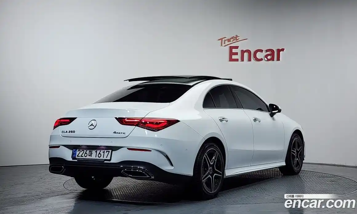 Mercedes-Benz CLA-Class 2021 2.0 Автомат в Москве № 324570, фото 4