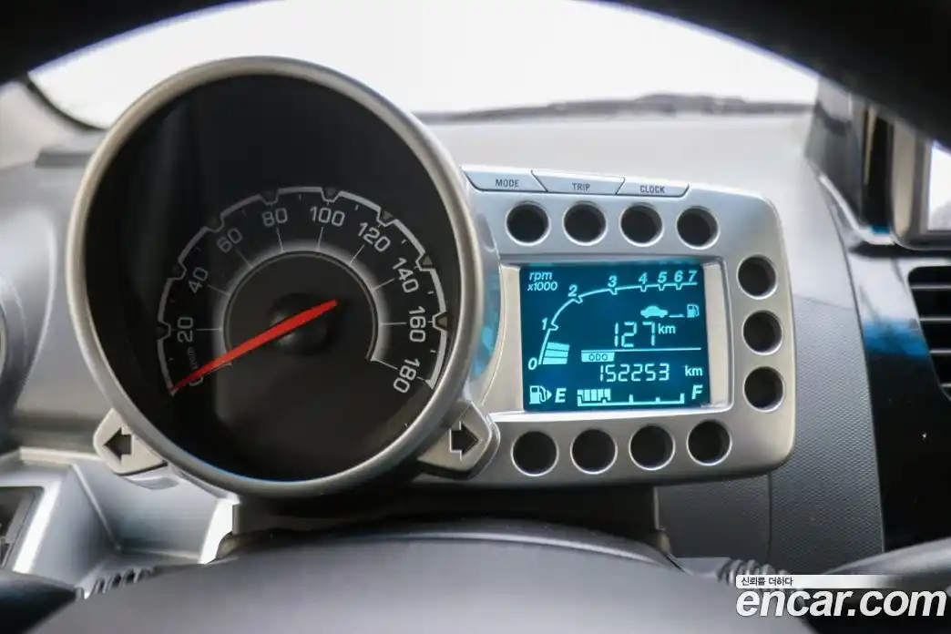 Chevrolet Matiz 2010 1.0 Автомат в Москве № 328180, фото 11