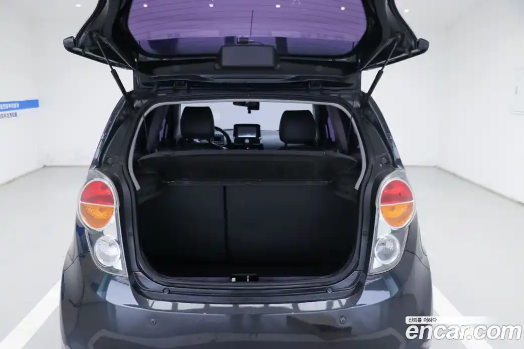 Chevrolet Matiz 2010 1.0 Автомат в Москве № 328180, фото 19