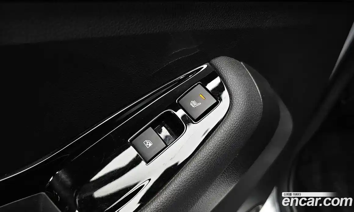 Chevrolet Orlando 2015 2.0 Автомат в Москве № 332999, фото 15