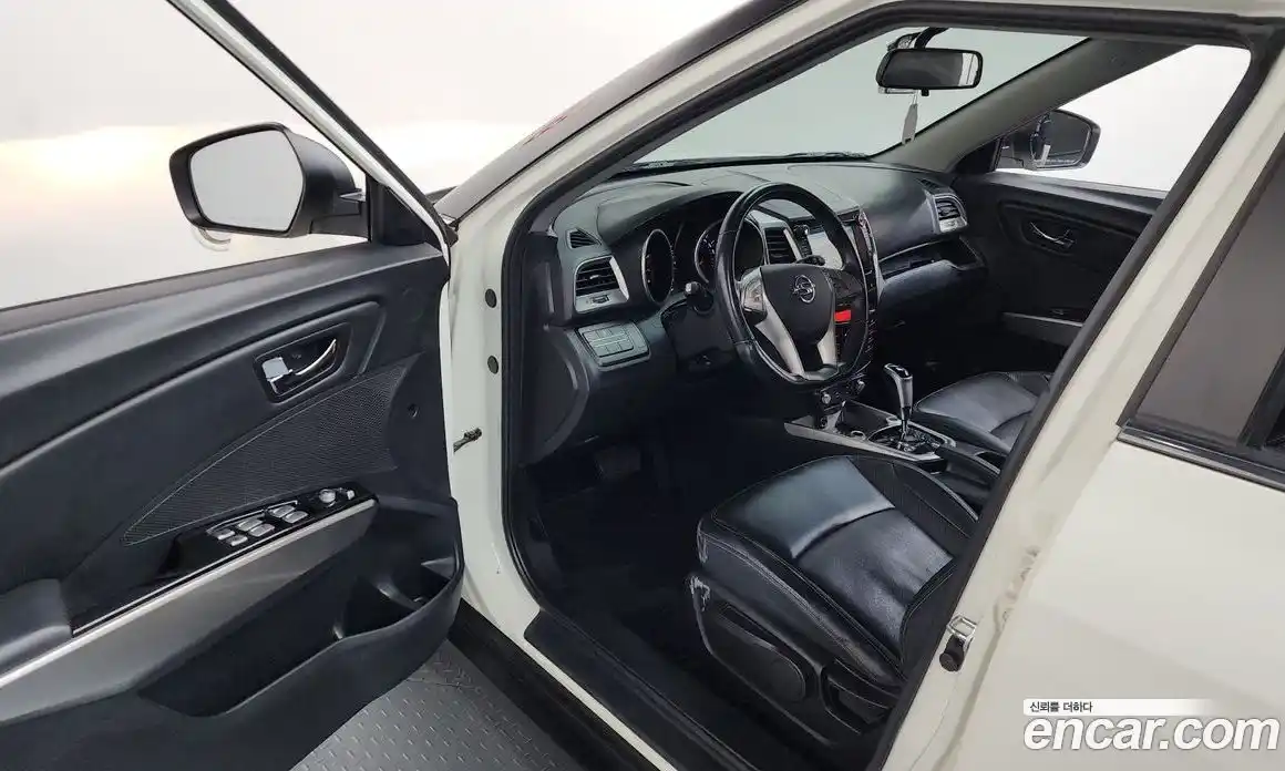 SsangYong TIBOLI 2015 1.6 Автомат в Москве № 33810, фото 18