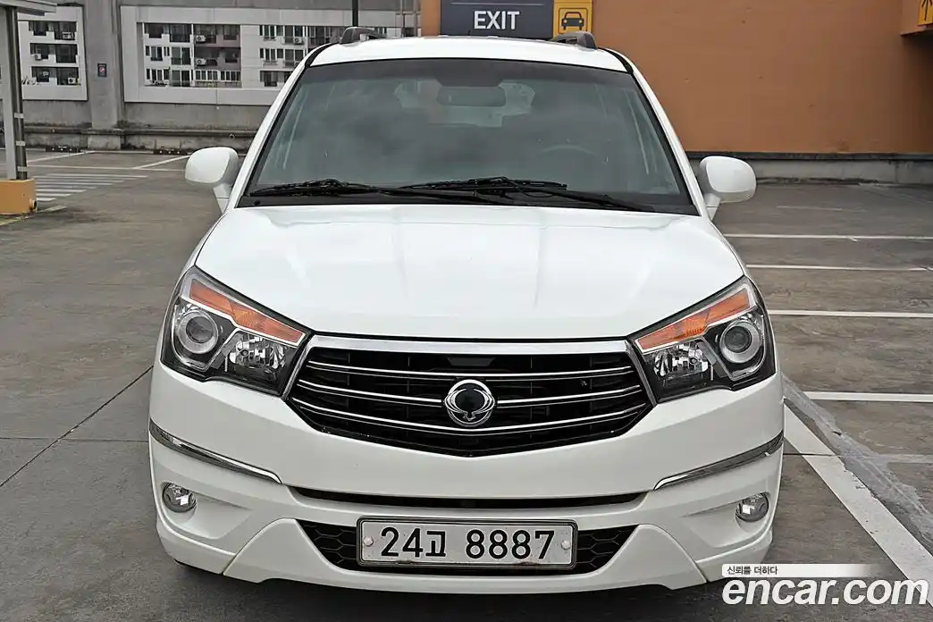 SsangYong Korando 2015 2.0 Автомат в Москве № 35207, фото 3