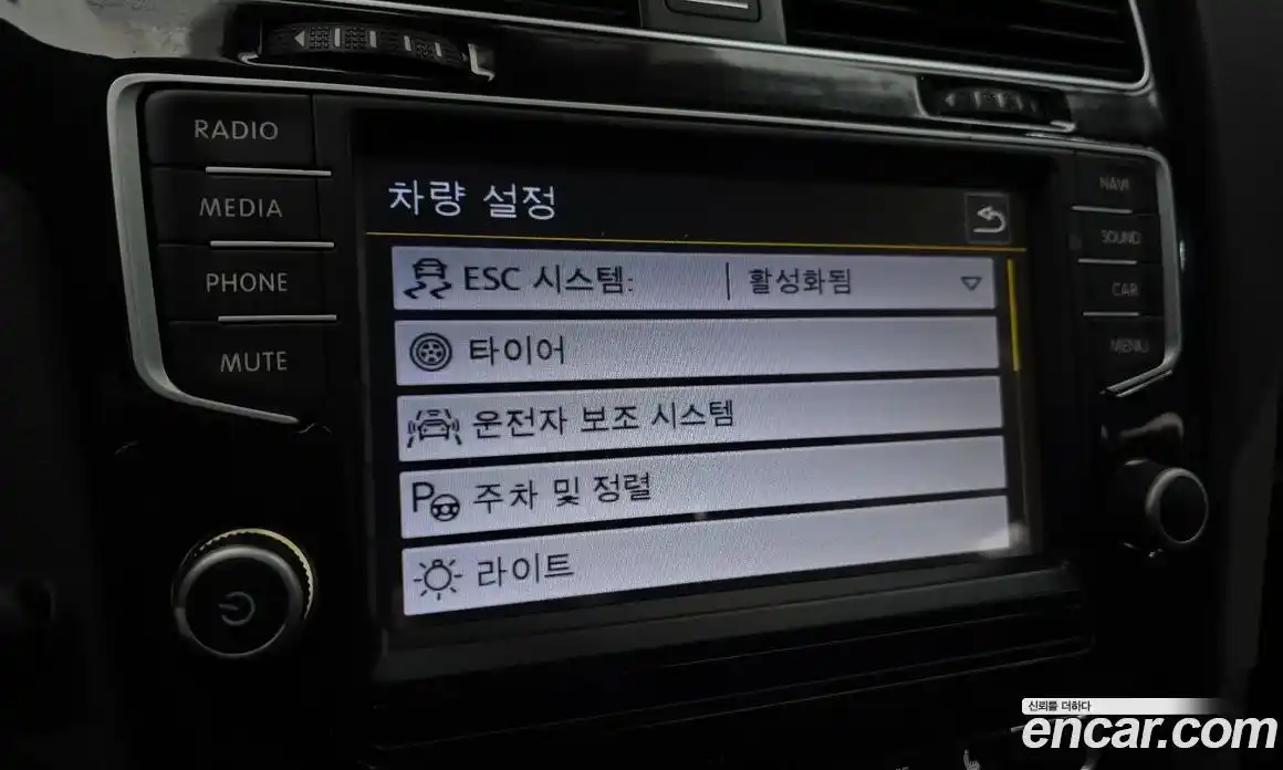 Volkswagen Golf 2014 1.6 Автомат в Москве № 357780, фото 19