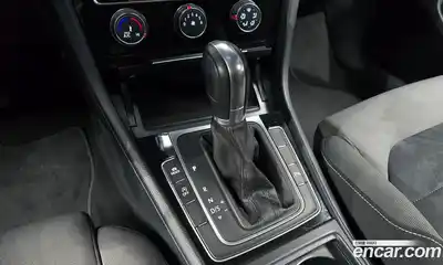 Volkswagen Golf 2014 1.6 Автомат в Москве № 357780, миниатюра 9