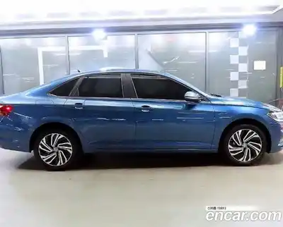 Volkswagen Jetta 2020 1.4 Автомат в Москве № 359129, миниатюра 3