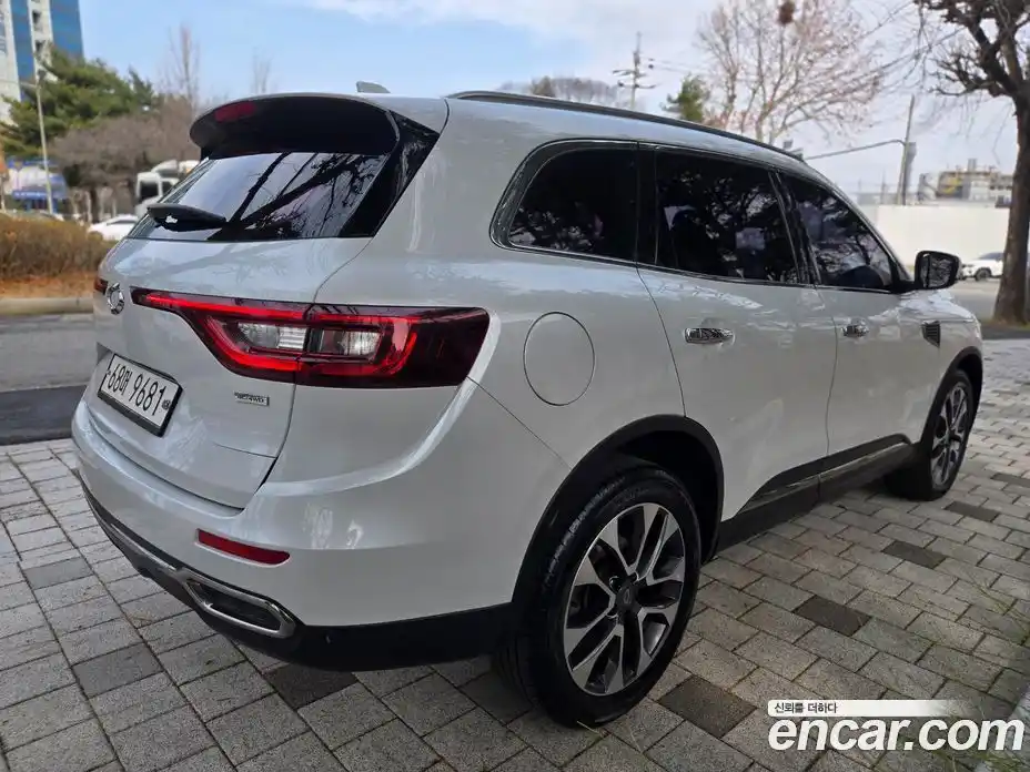 Renault QM6 2018 2.0 Автомат в Москве № 359338, фото 18