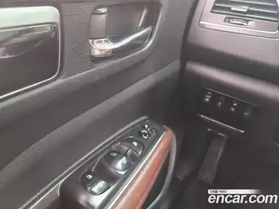 Renault QM6 2018 2.0 Автомат в Москве № 359338, миниатюра 8