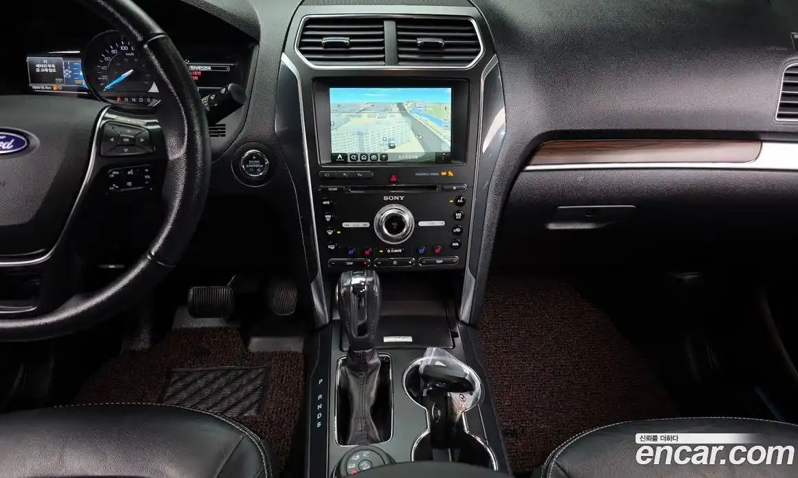 Ford Explorer 2018 3.5 Автомат в Москве № 363116, фото 14