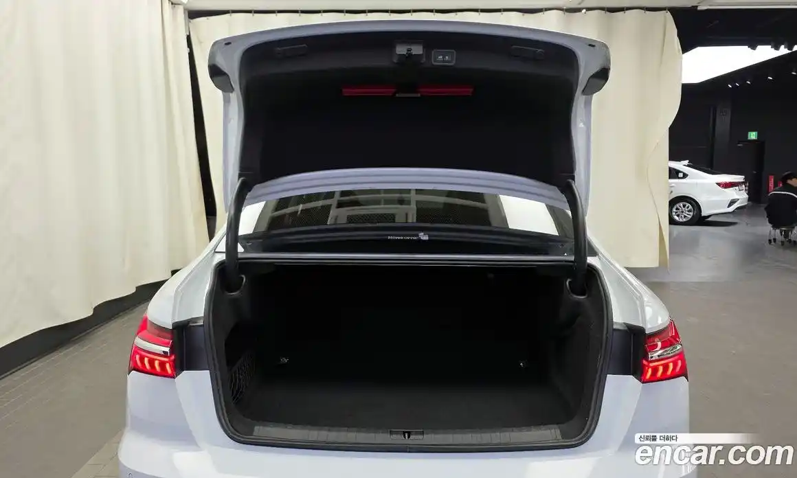 Audi A6 2020 2.0 Автомат в Москве № 373185, фото 20