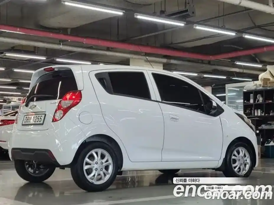 Chevrolet Spark 2015 1.0 Автомат в Москве № 37378, фото 6