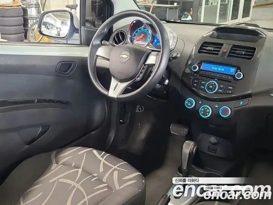 Chevrolet Spark 2015 1.0 Автомат в Москве № 37378, фото 10